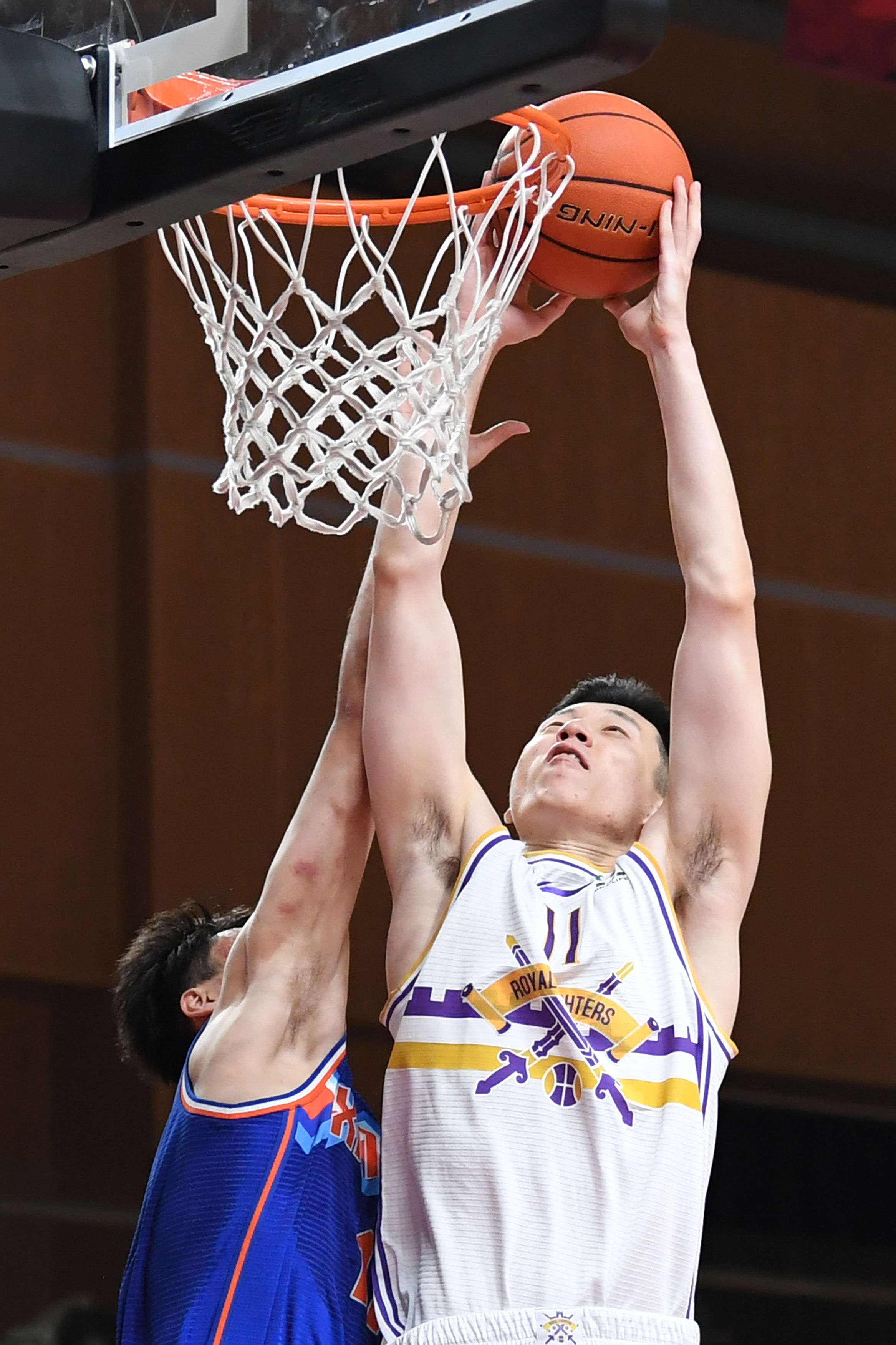 受困于伤病 受困于伤病